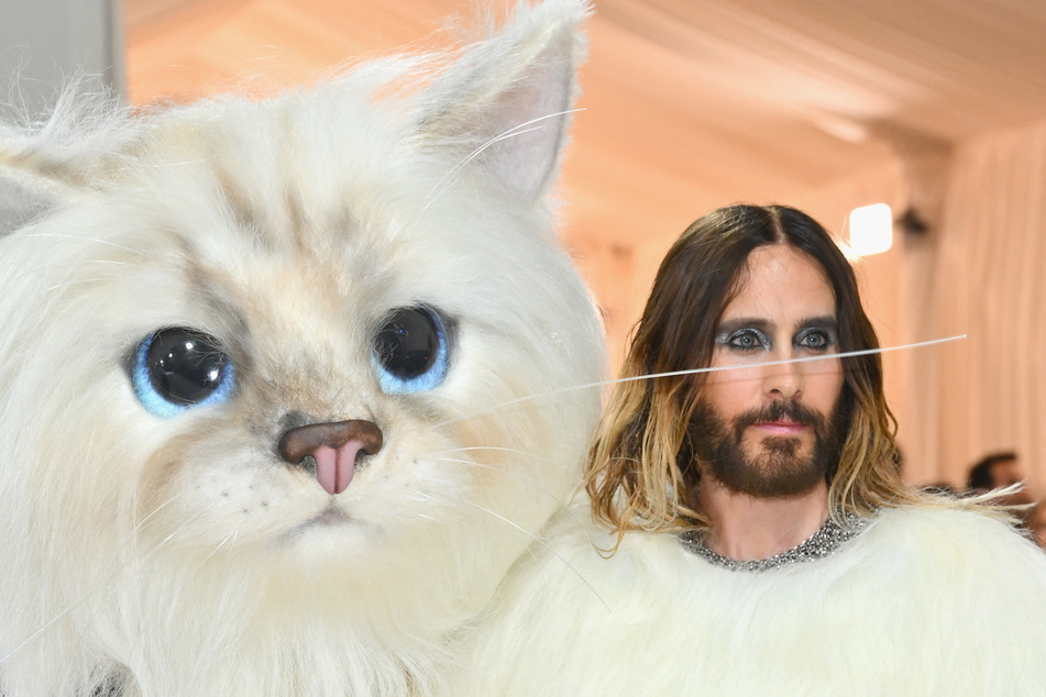 Jared Leto showed up dressed as Choupette, the desiger's cat.