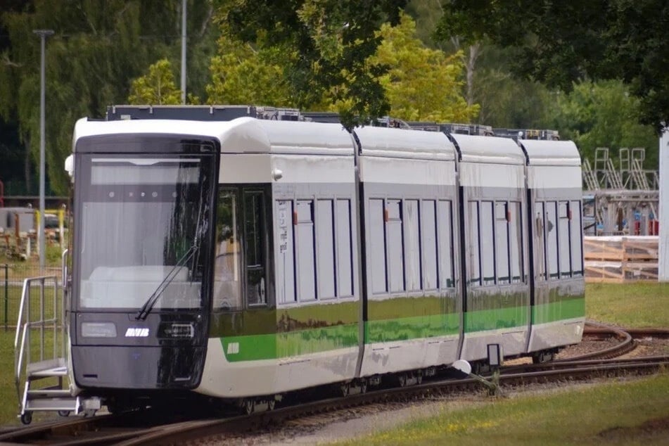 Ab Februar wird ein Flexity-Wagen bei Probefahrten durch Magdeburg zu sehen sein.