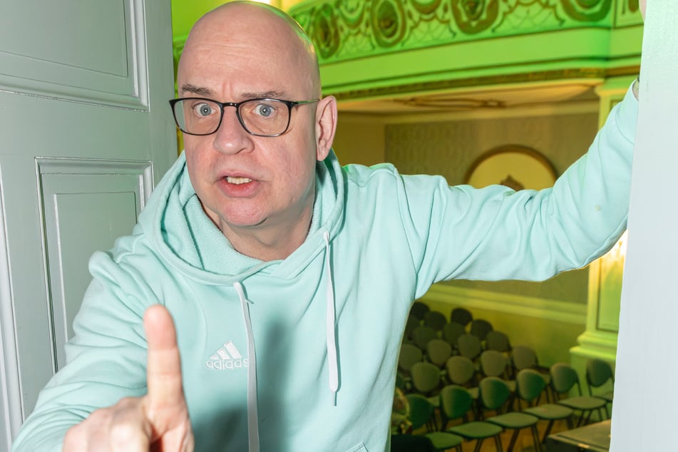 Radio-PSR-Moderator Steffen Lukas (56) öffnet die Tür in eine etwas andere Märchenwelt.