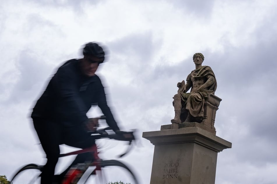 Trüber Ferienstart in NRW: Regen und kühle Temperaturen erwartet