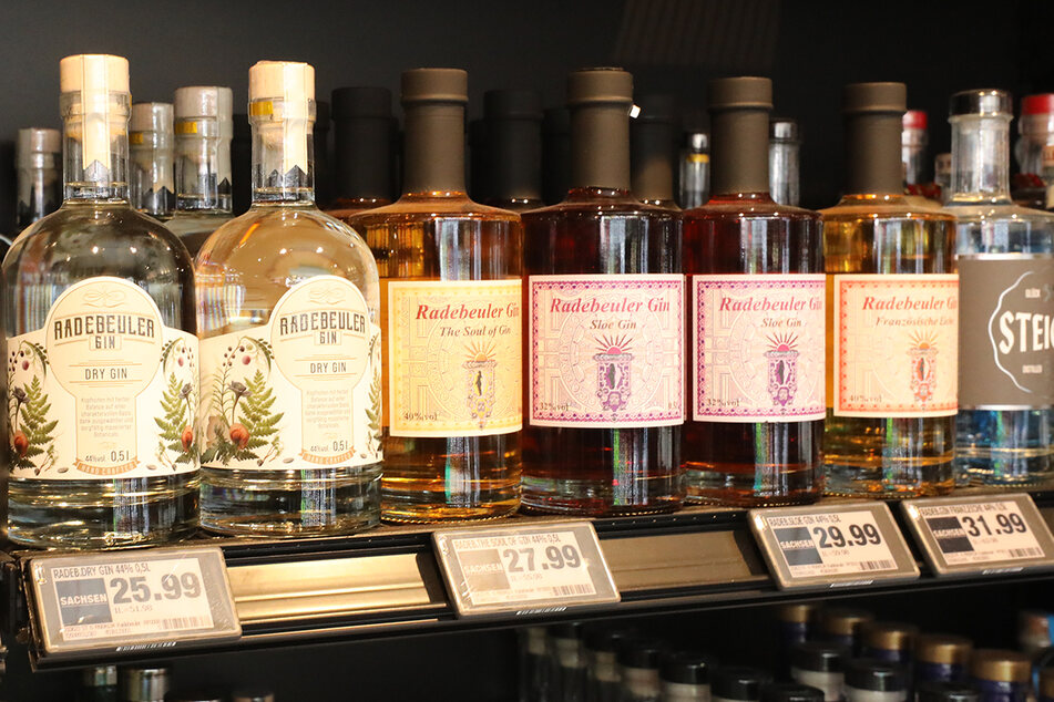 Besonders cool: Spirituosen aus Sachsen! Wie beispielsweise verschiedene Gin-Sorten aus Radebeul.