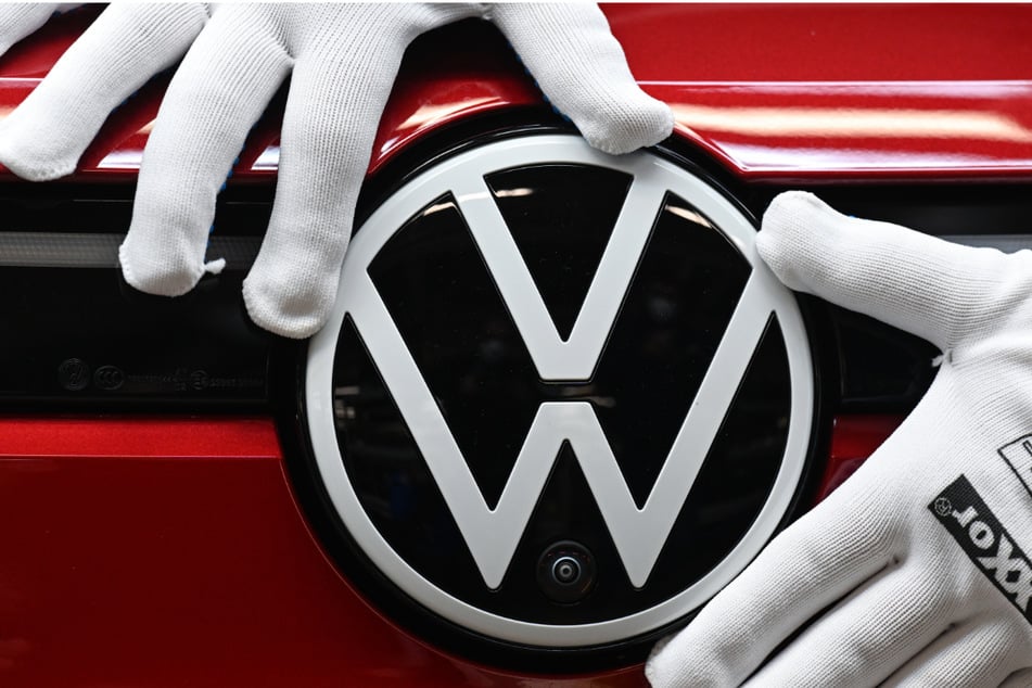 Rückruf bei VW und anderen Automarken. Fahrzeughalter, die das betrifft, werden persönlich benachrichtigt.