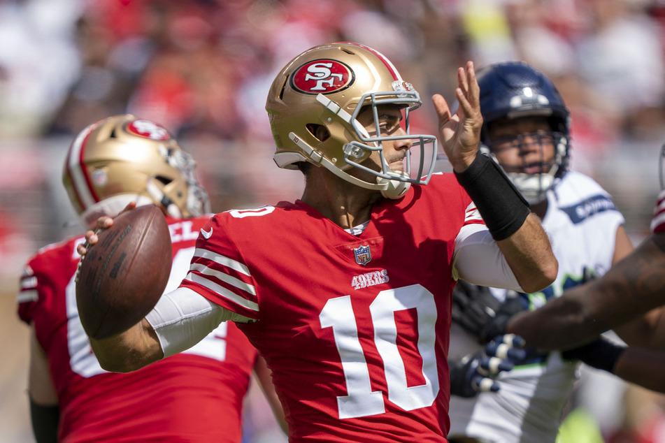 San Francisco 49ers quarterback Jimmy Garoppolo passes the football against the Seattle Seahawks during the second quarter at Levi's Stadium.