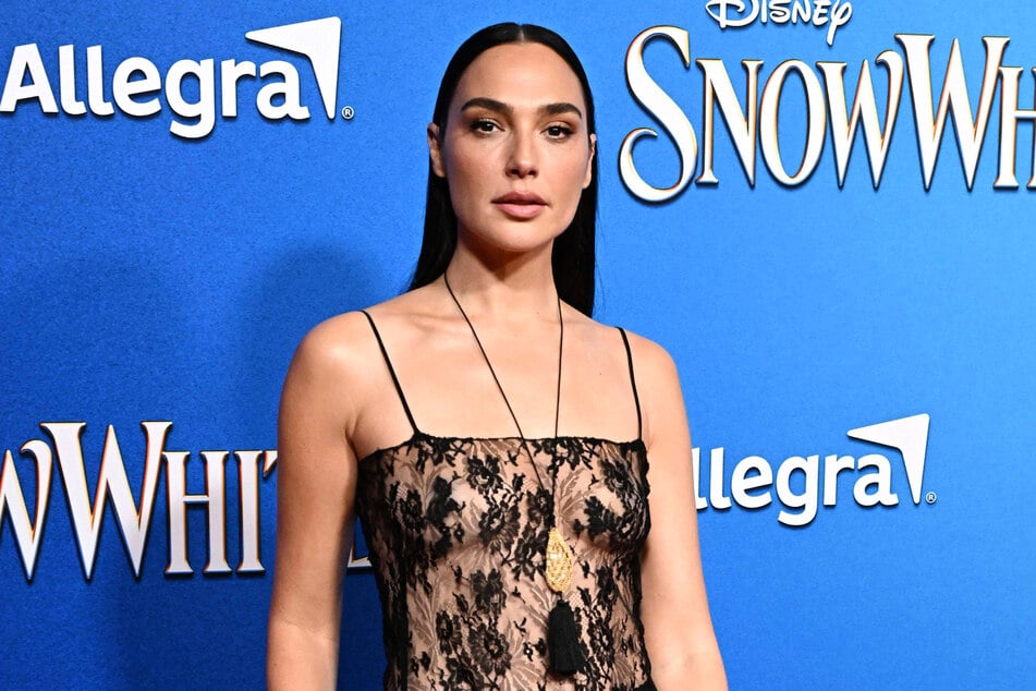 Gal Gadot (39) ist genervt von den Dramen, die sich rund um die Realverfilmung abgespielt haben.