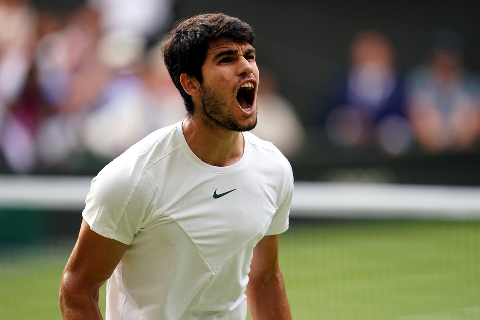 Alcaraz siegt in Wimbledon und verhindert Djokovic-Rekorde