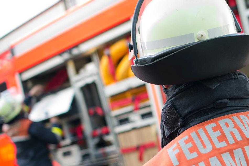 München: Gasgeruch ruft Feuerwehr auf Plan: Bewohner haben bei Brand Glück im Unglück