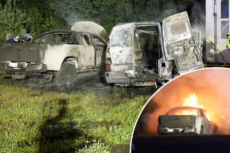 Chemnitz: Nächtlicher Feuerwehreinsatz in Chemnitz: Autos abgebrannt