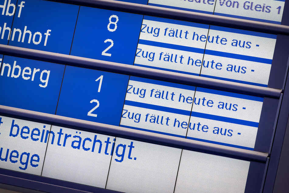 Wochenstart mit Hindernissen: Bahn-Warnstreik trifft Bayern flächendeckend