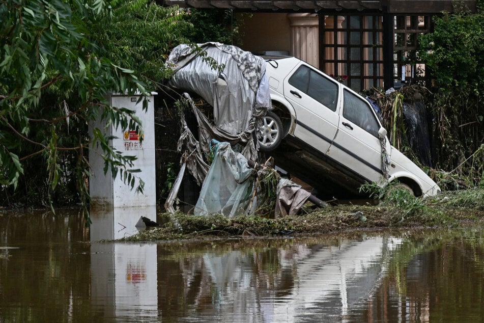 Chinese authorities admit mistakes as typhoon kills dozens and displaces over 280,000