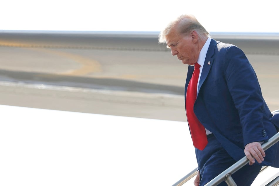 Trump's private jet forced to make emergency landing on way to Montana rally