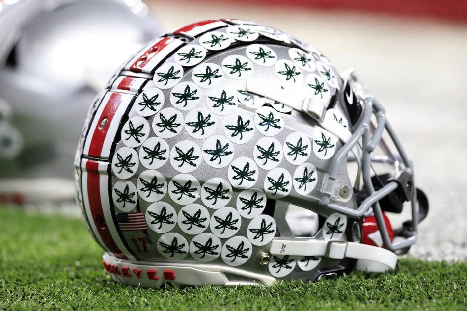 Ohio State commit calls out top quarterback recruit after huge signing