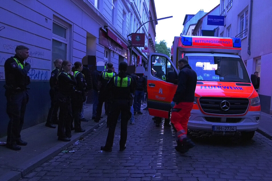 Die Polizei war mit zahlreichen Kräften am Einsatzort in der Gerhardstraße.