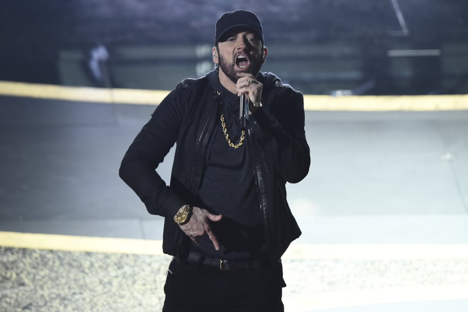 Rapper Eminem (48) kommt mit dem Freund seiner Tochter Hailie ziemlich gut klar.