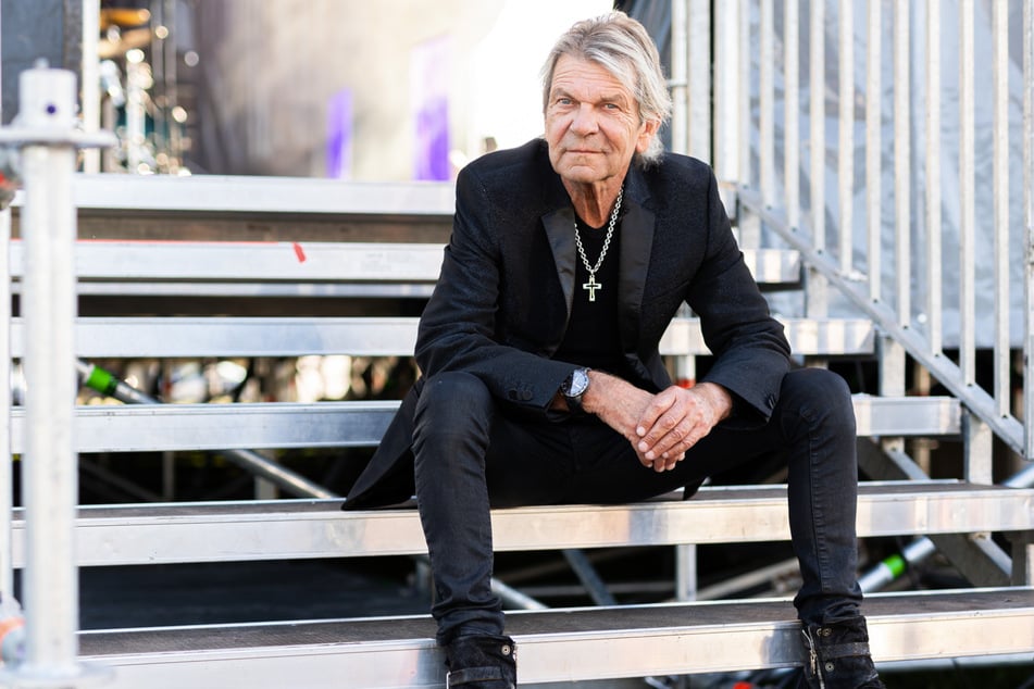In seinem neuen Song "Keine Freunde bleiben" singt Matthias Reim (68) von einer Trennung, nach der er mit seiner Verflossenen keinen Kontakt mehr haben will. (Archivbild)