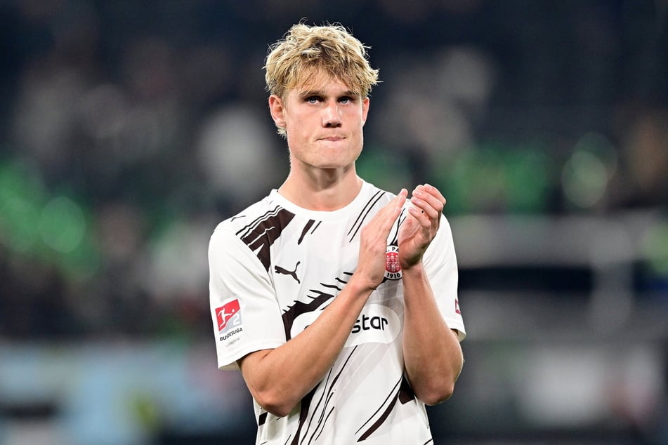 Sam Klein (22) bekommt beim FC St. Pauli immer mehr Spielzeit. Zuletzt stand er gegen Hannover rund eine halbe Stunde auf dem Platz.
