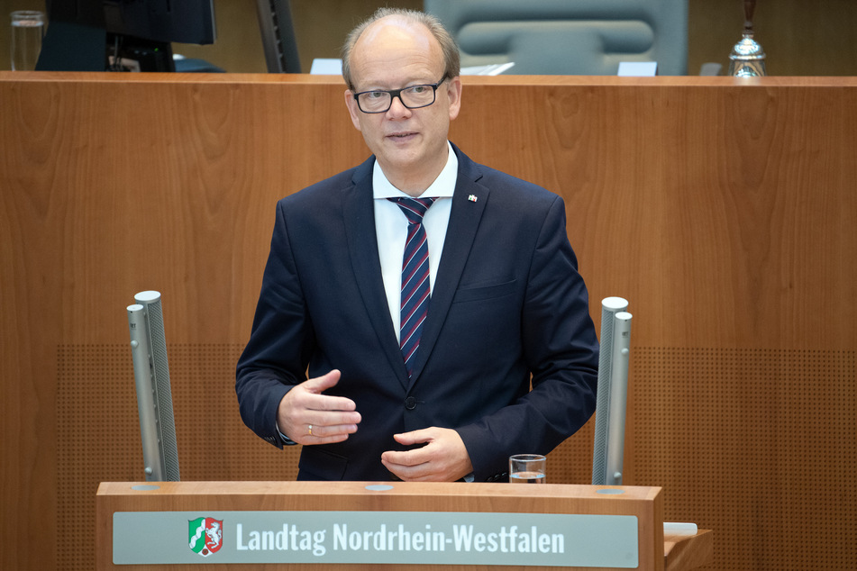 Landtags-Präsident André Kuper hat nach dem Schlagabtausch zwischen Laschet (59, CDU) und Sundermann (54, SPD) zu einem respektvollen Umgang miteinander aufgerufen (Archivbild).
