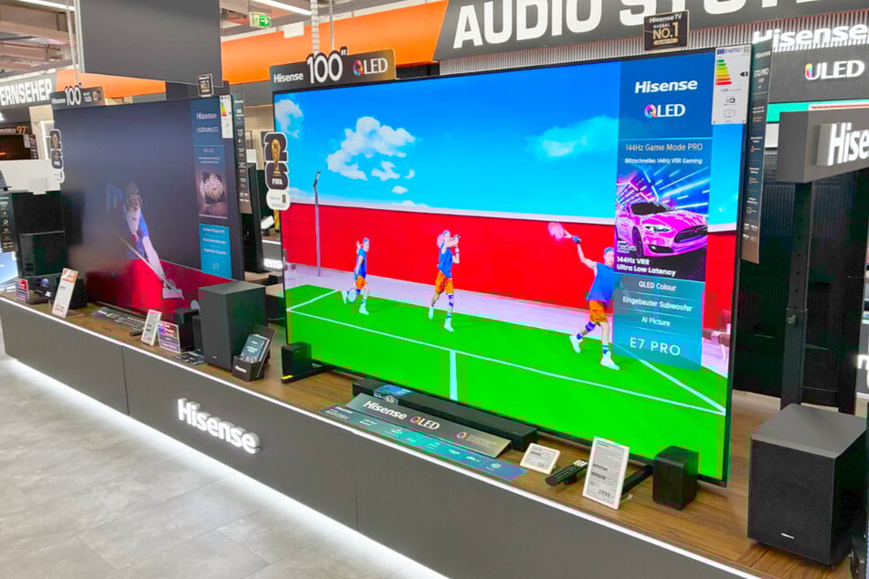 Touchdown auch für Technik: Saturn Berlin Europa-Center öffnet am Sonntag (9.11.) von 13 bis 18 Uhr.