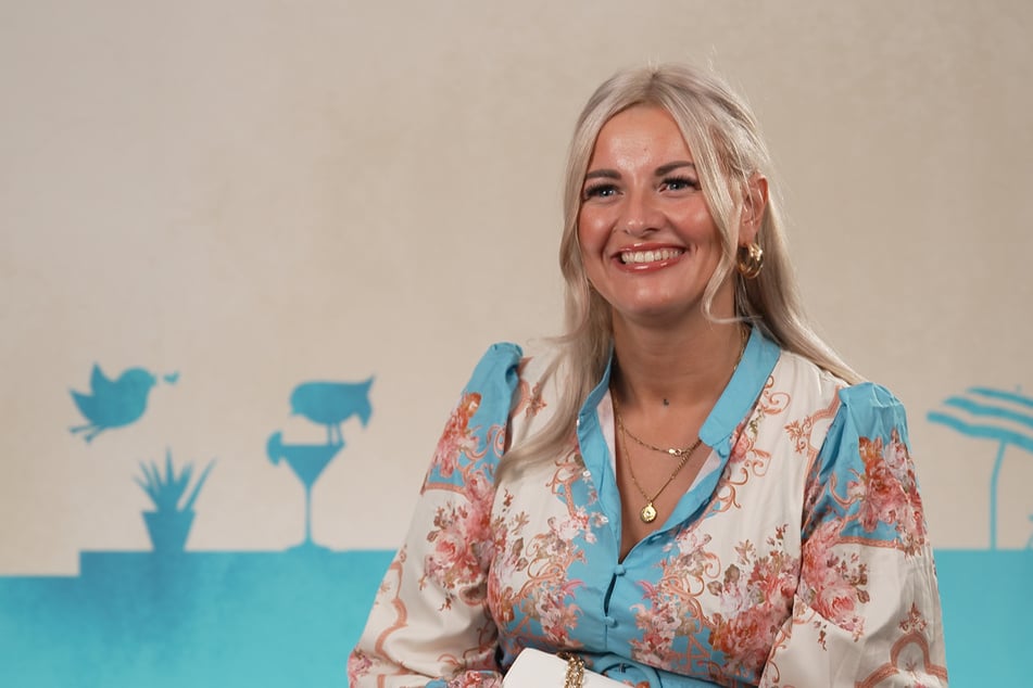 Lisa (30) sucht bei "First Dates Hotel" den Partner fürs Leben.