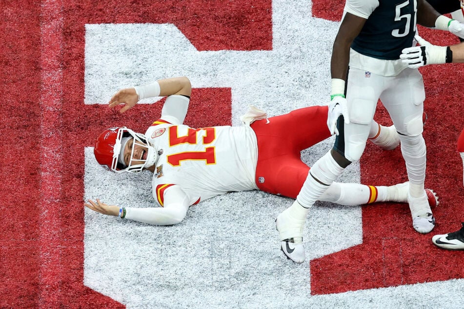 Es wurde nichts aus "Hattrick Mahomes": Chiefs-Quarterback Patrick Mahomes war nicht nur bildlich gesprochen am Boden.