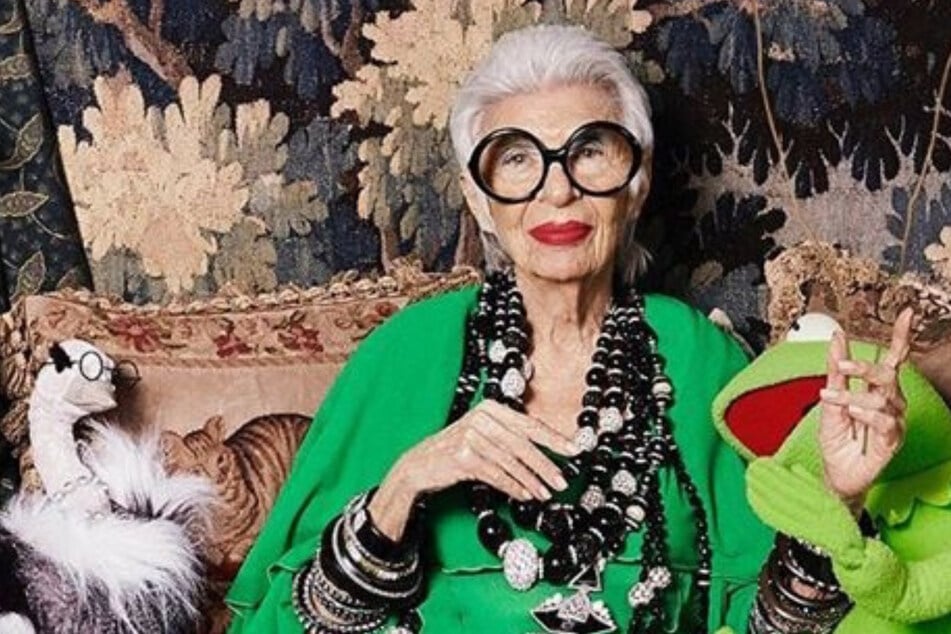 So Alt Wird Stilikone Und Model Iris Apfel Heute Wirklich 24