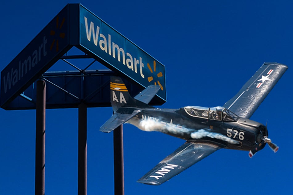 Pilot in custody after threatening to crash into a Mississippi Walmart
