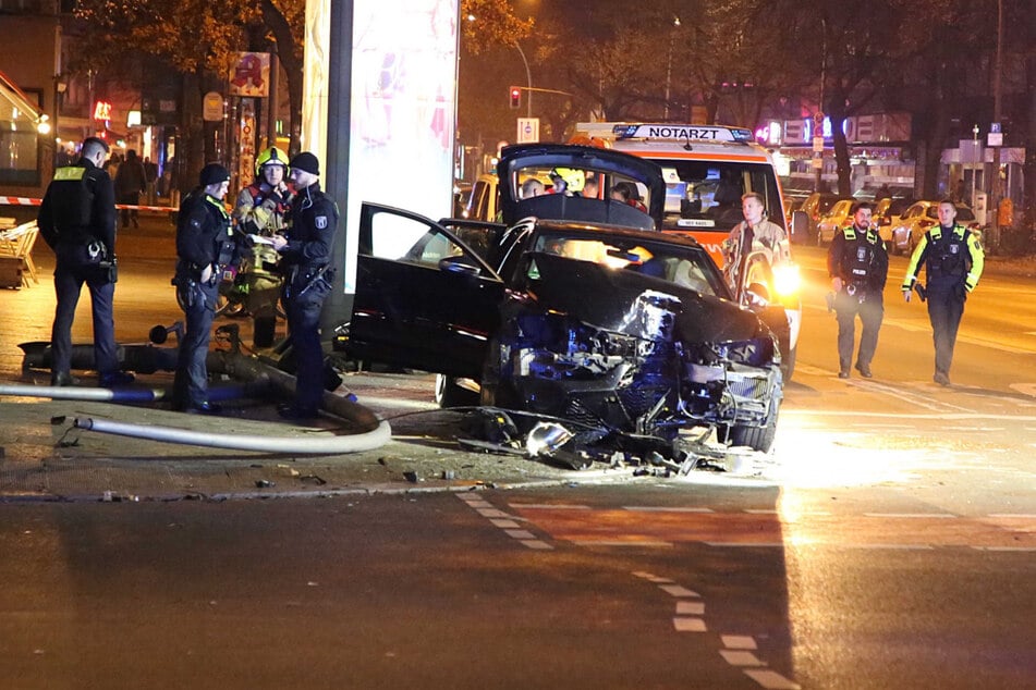 Der Fahrer erlitt einen medizinischen Notfall.