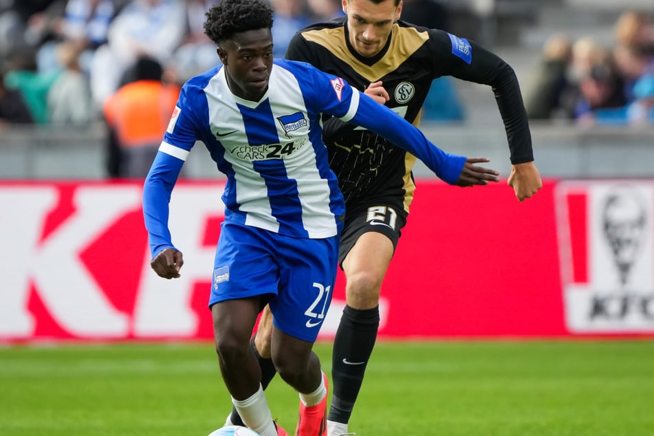 Boris Lum (18, l.) ist den nächsten Schritt gegangen.