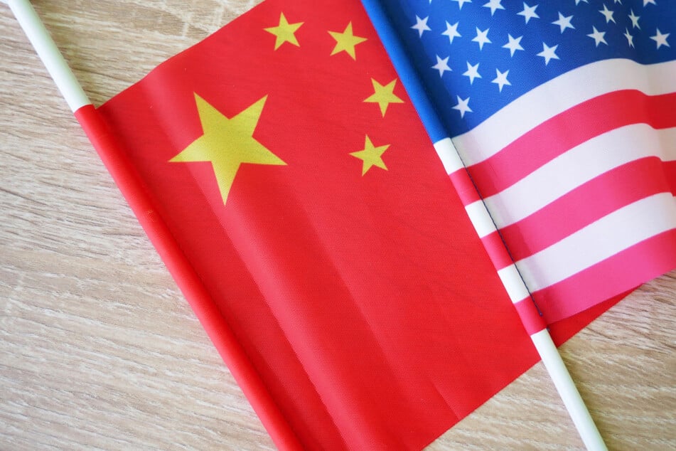 China vows to "fight to the end" against Trump as trade war heats up again