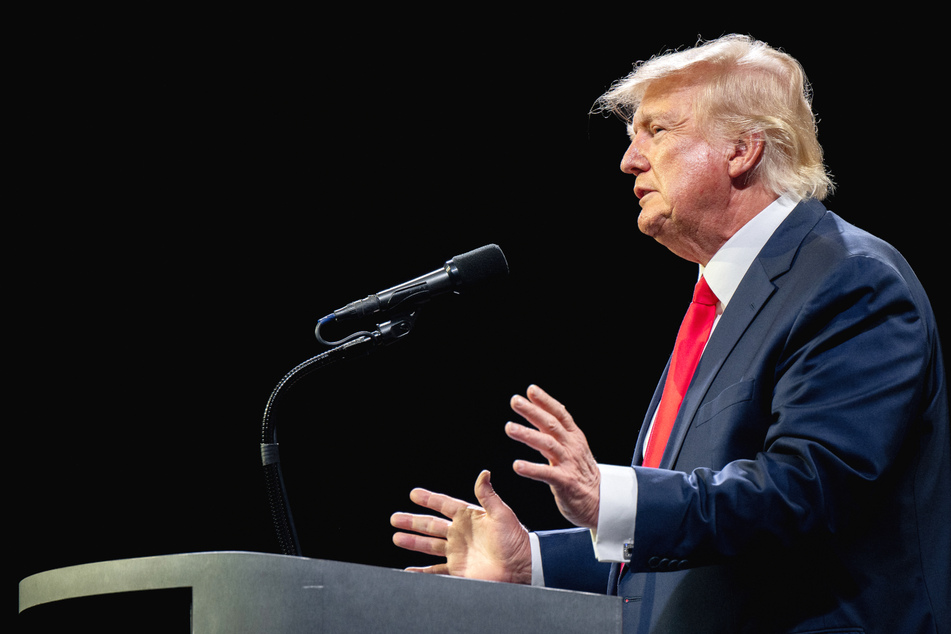 Donald Trump explains why he won't sign GOP loyalty pledge ahead of primary debate