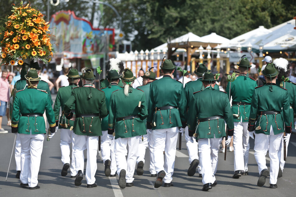 Größter Schützenverein in NRW: Diese Änderung gibt es in Neuss, doch es gibt einen Haken