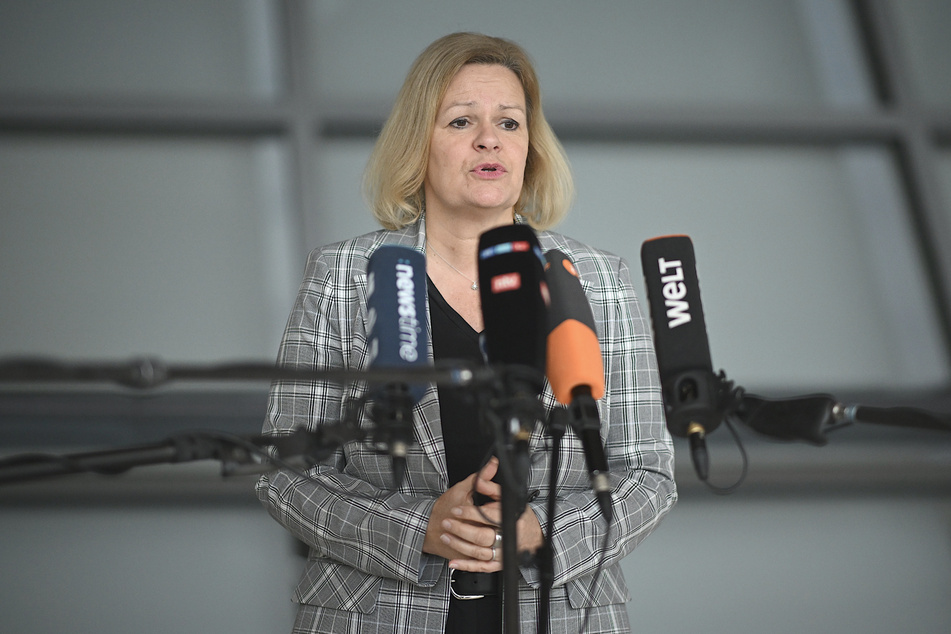 Bundesinnenministerin Nancy Faeser (53, SPD).