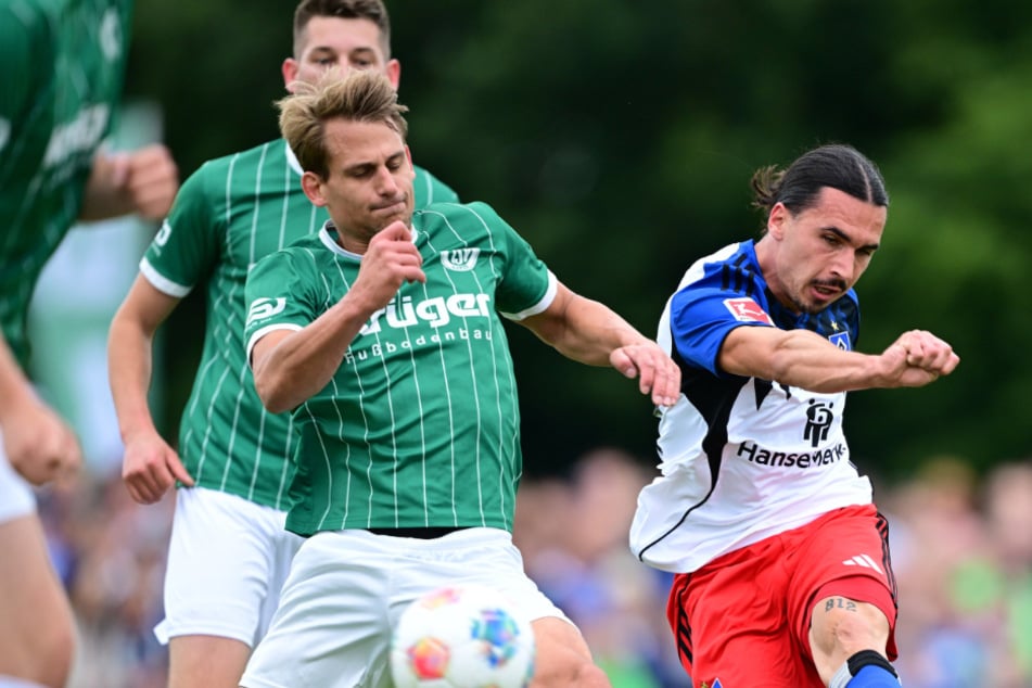 HSV-Neuzugang Rayan Philippe (r.) spielte bei seinem Debüt für die Rothosen groß auf. In einer Halbzeit war der Franzose an vier Treffern direkt beteiligt.