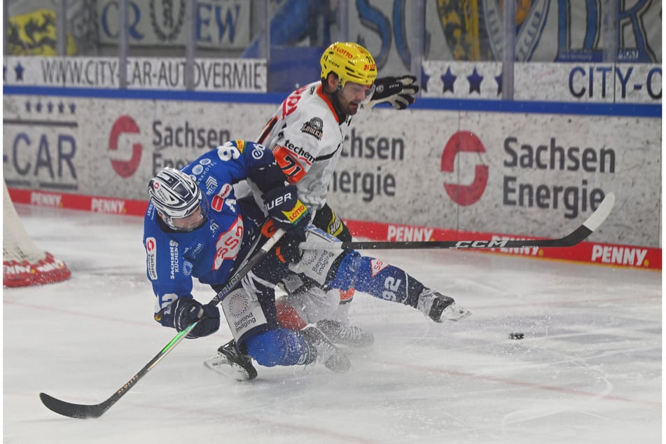 Das letzte Heimspiel der Saison verloren die Eislöwen gegen Frankfurt mit 4:6 ...