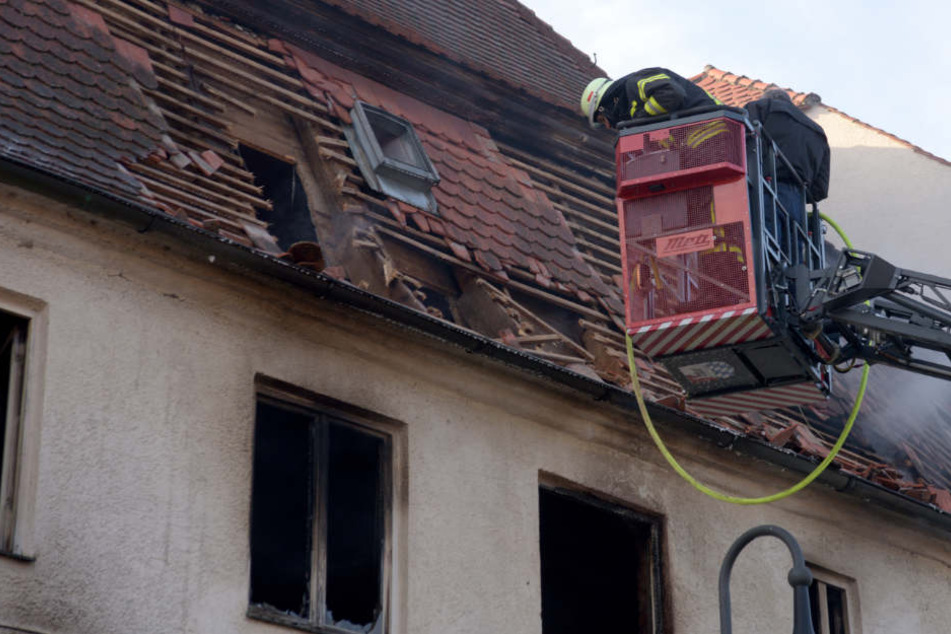 Die Feuerwehr konnte verhindern, dass die Flammen sich ausbreiteten.