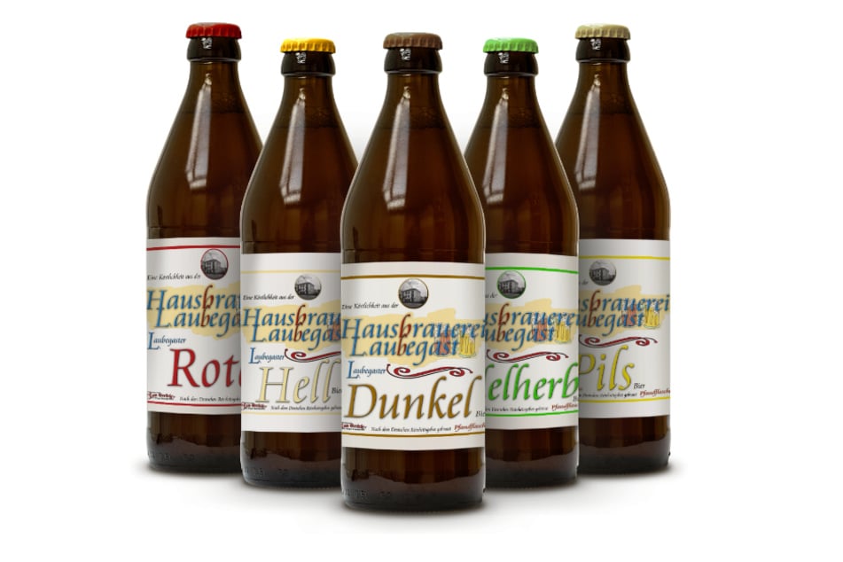 Die süffigen Biere der Hausbrauerei Laubegast bekommst Du im Online-Shop.