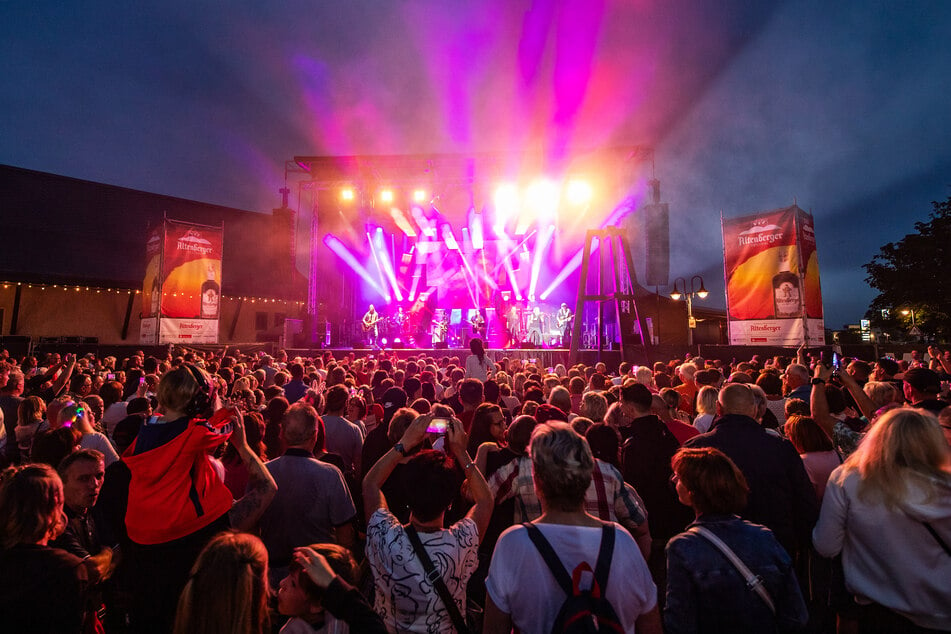 Highlight in 2023: Ein riesiges Konzert von Matthias Reim auf dem Platz vorm Bahnhof.