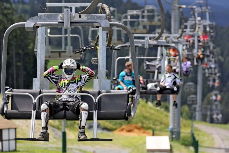 In Schöneck musste der Liftbetrieb eingestellt werden. (Archivbild)