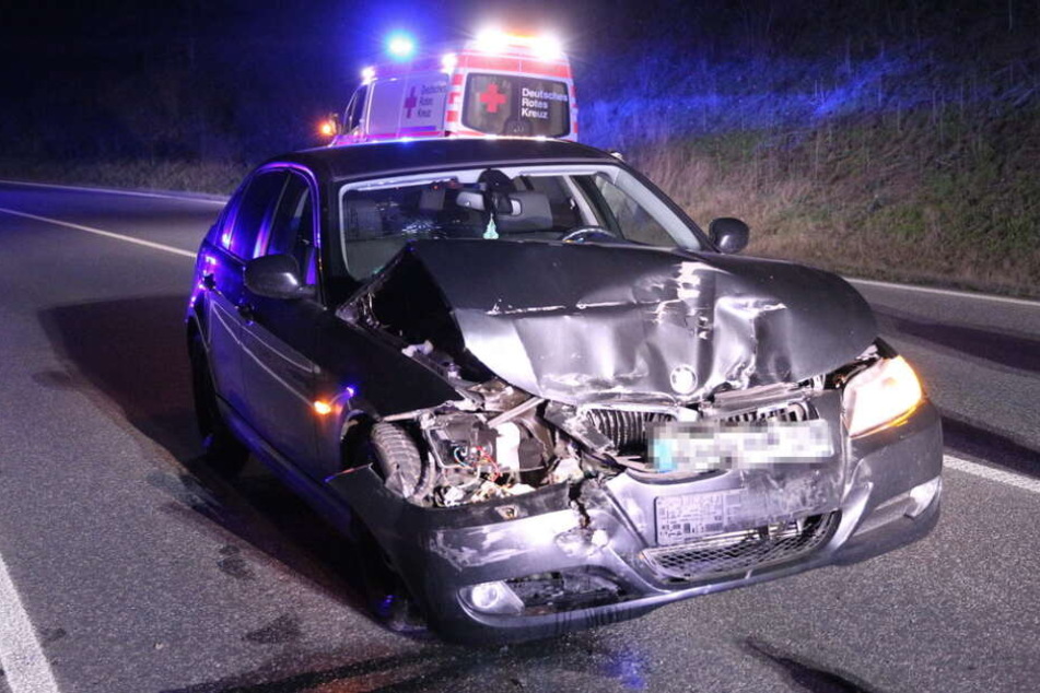 Junger Rehbock sorgt für schweren Unfall und muss sterben