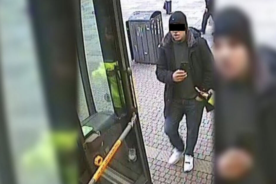 Der junge Mann meldete sich bei der Polizei.