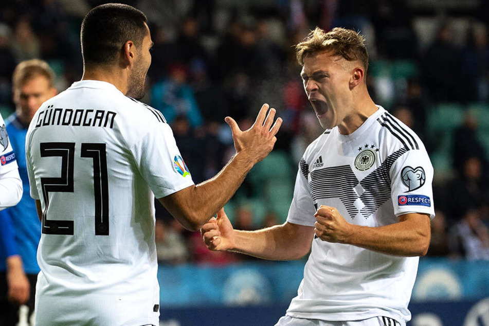Jubel! Joshua Kimmich (r.) schreit seine Freude über Ilkay Gündogans Tor zum zwischenzeitlichen 1:0 heraus.