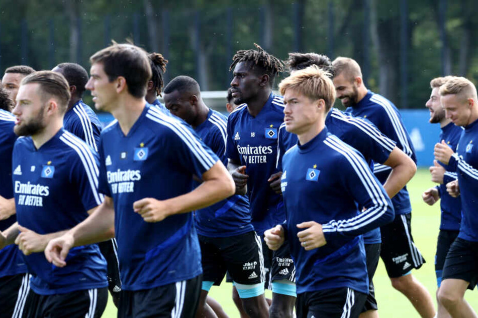 Die HSV-Spieler trainieren bald im Trainingslager in Portugal. (Archivbild)