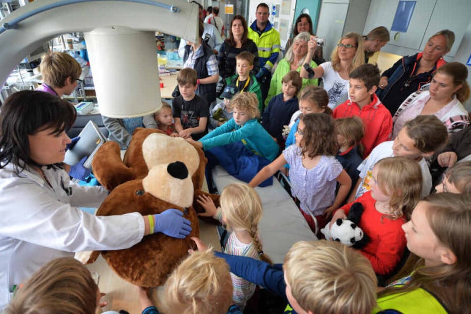 Im Rahmen der Geniale gibt's auch jede Menge Programm für Kinder. Zum Beispiel im Krankenhaus. (Symbolbild)