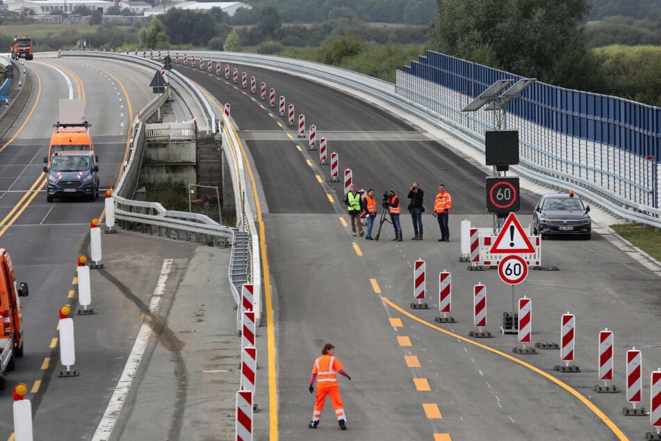 Aufgrund von Bauarbeiten an der Ostseeautobahn müssen Autofahrer am Mittwoch erneut eine Umleitung nahe Tribsees in Kauf nehmen. (Archivfoto)