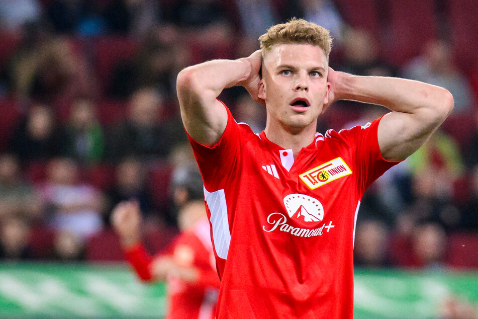 Mittelfeldspieler András Schäfer (25) verlängerte am Mittwoch seinen Vertrag bei Union Berlin.