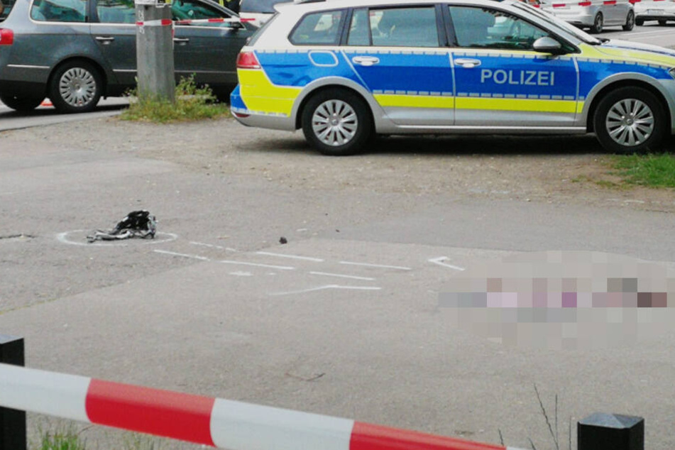 Eine Radfahrerin ist am Mittwoch auf der Jahnallee überfahren worden.