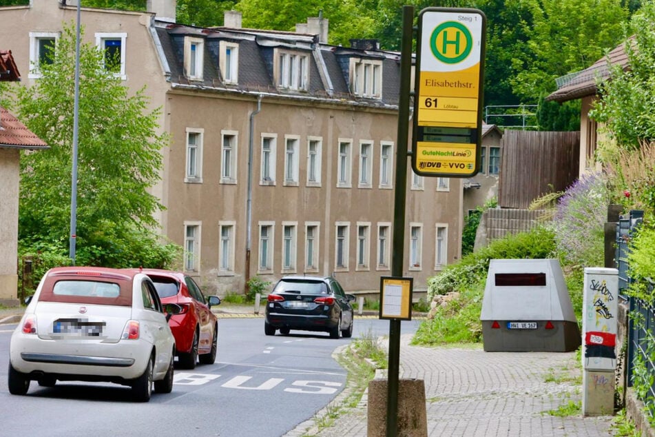 Auf der Grundstraße sollte man nicht schneller als 30 km/h fahren - andernfalls riskiert man ein teures Erinnerungsfoto.