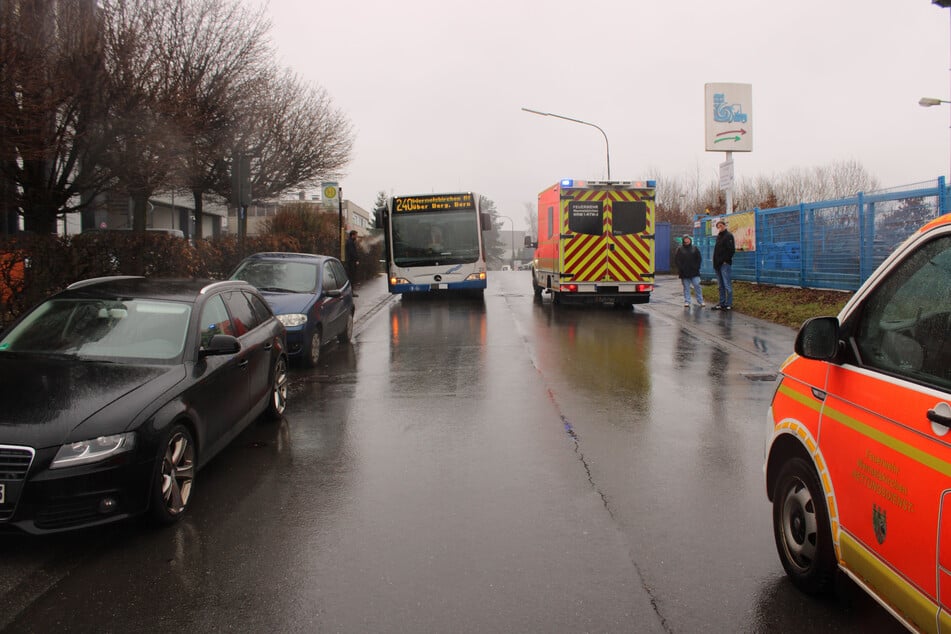 Auf der Industriestraße in Wermelskirchen wurde ein Schüler bei einem Unfall schwer verletzt.