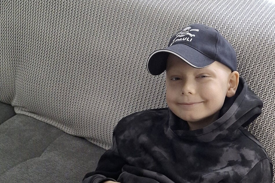 Dean (10) hat schon einen monatelangen Kampf gegen die Krankheit hinter sich.