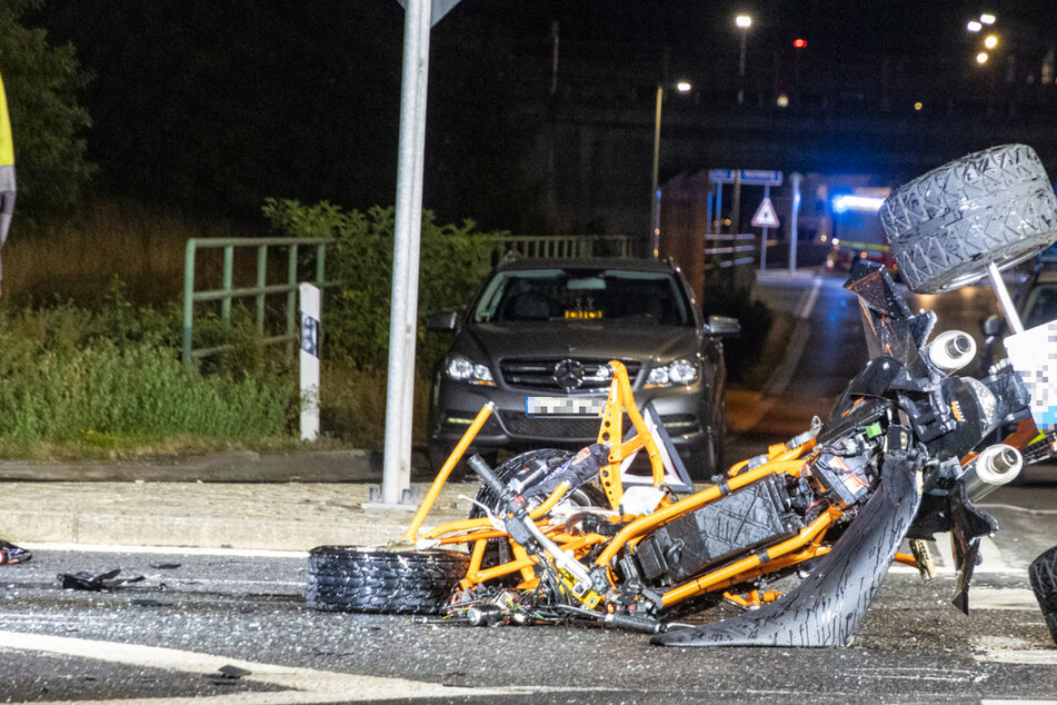 Horror-Crash zwischen Quad und Audi: Mann (†53) verstirbt noch an Unfallstelle