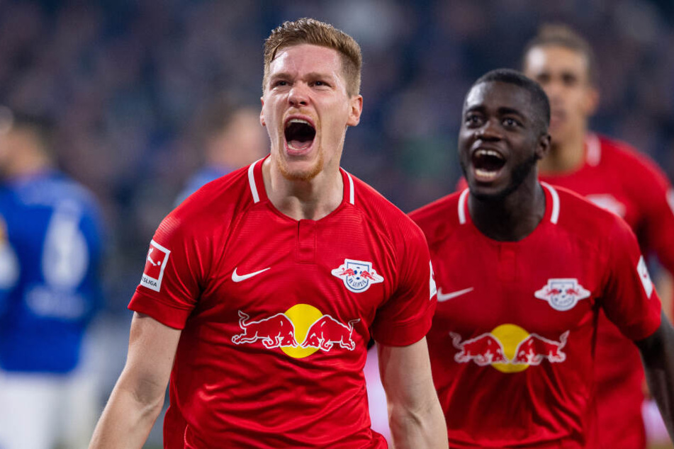 Die Verteidiger Marcel Halstenberg (l.) und Dayot Upamecano ließen zum vierten Mal in Folge keinen Gegentreffer vor.